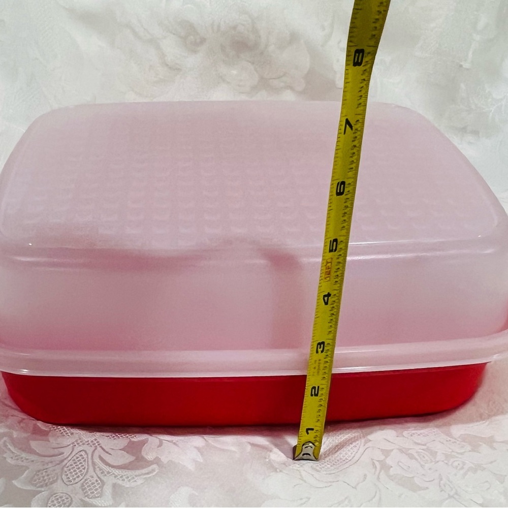 NEW in package Tupperware Season Serve Container, 2 pieces - Picture 8 of 14